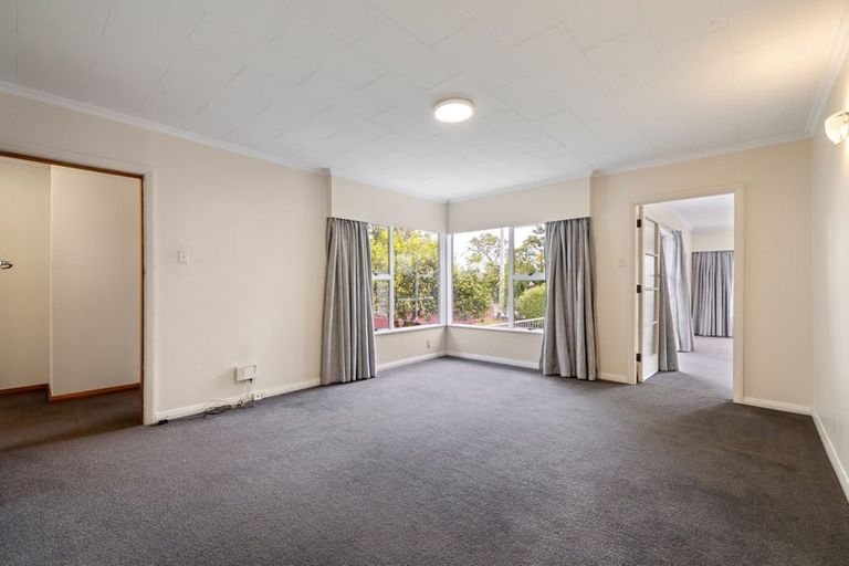 Photo of property in 352 College Street, West End, Palmerston North, 4410