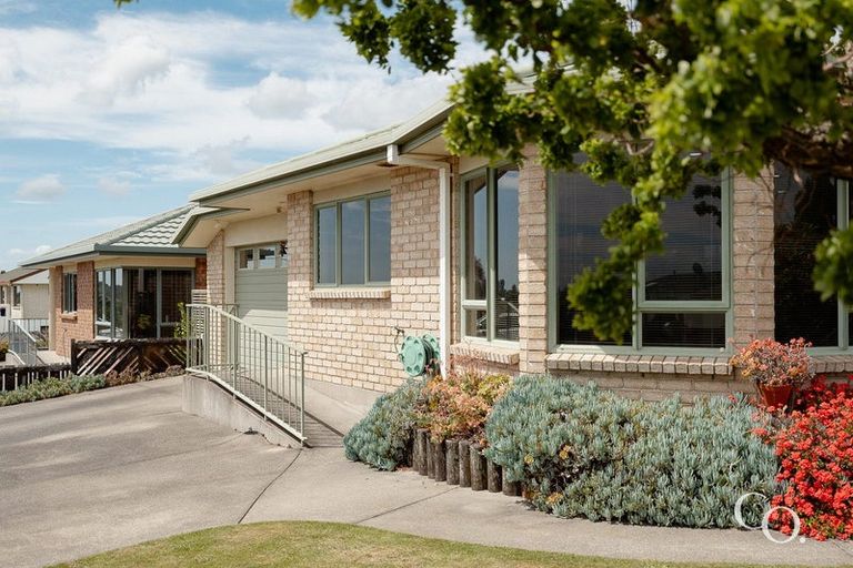 Photo of property in 16 Chaytor Street, Te Puke, 3119