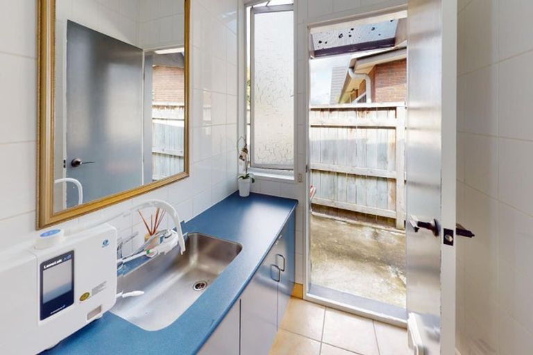 Photo of property in 30 Terry Crescent, Milson, Palmerston North, 4414