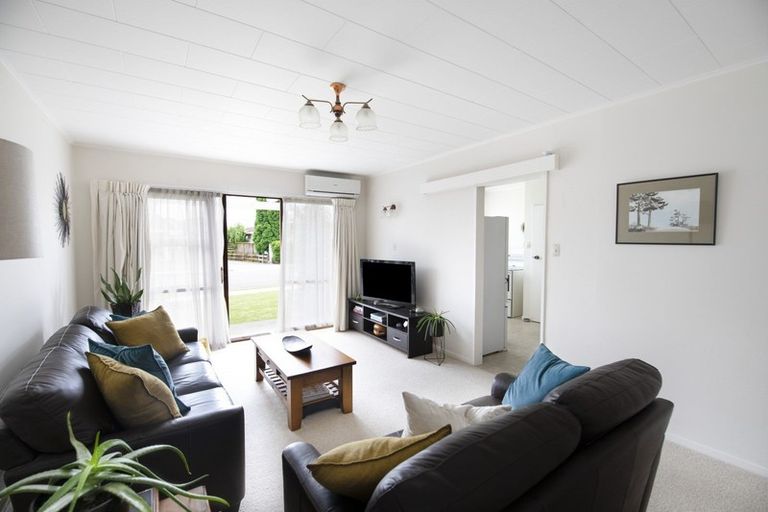 Photo of property in 3/34 Chester Street, Taradale, Napier, 4112