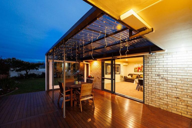 Photo of property in 147 Pacific Drive, Fitzherbert, Palmerston North, 4410