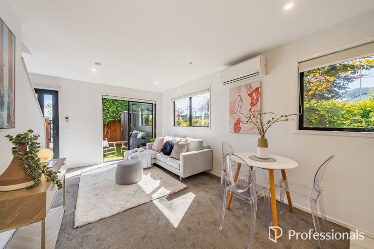 Photo of property in 2/97 Whites Line East, Waiwhetu, Lower Hutt, 5010