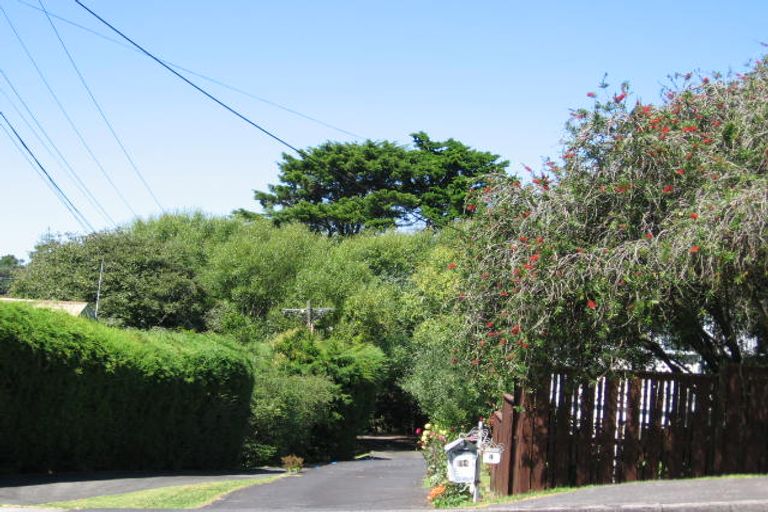 Photo of property in 2/34 Wolsley Avenue, Milford, Auckland, 0620