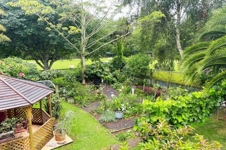 Photo of property in 41 Atkins Road, Otaki, 5583