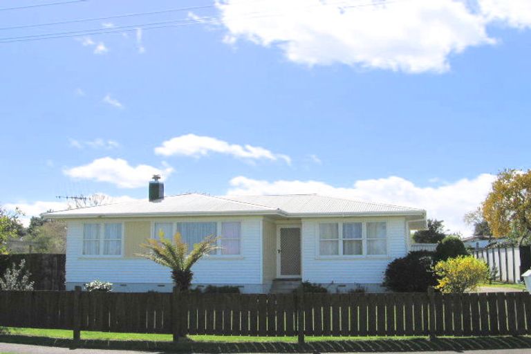 Photo of property in 15 Simkin Street, Taupo, 3330