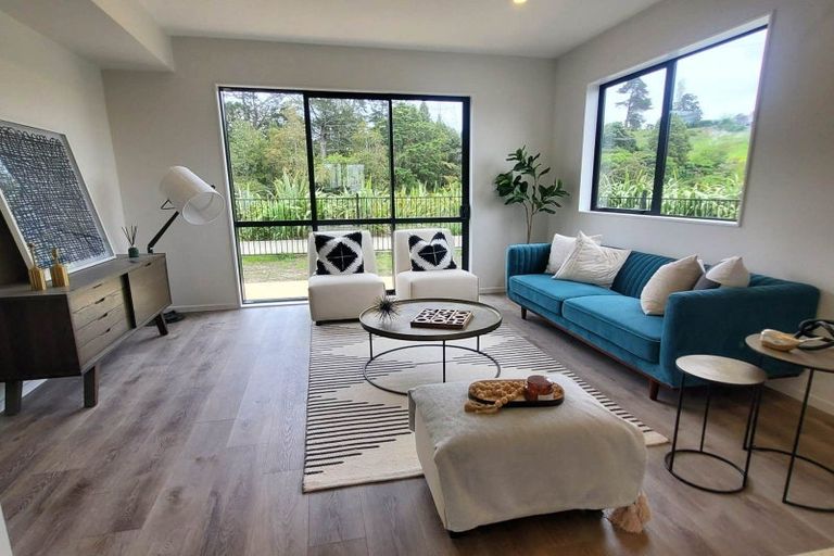 Photo of property in 7 Whawhaki Lane, Kumeu, 0810