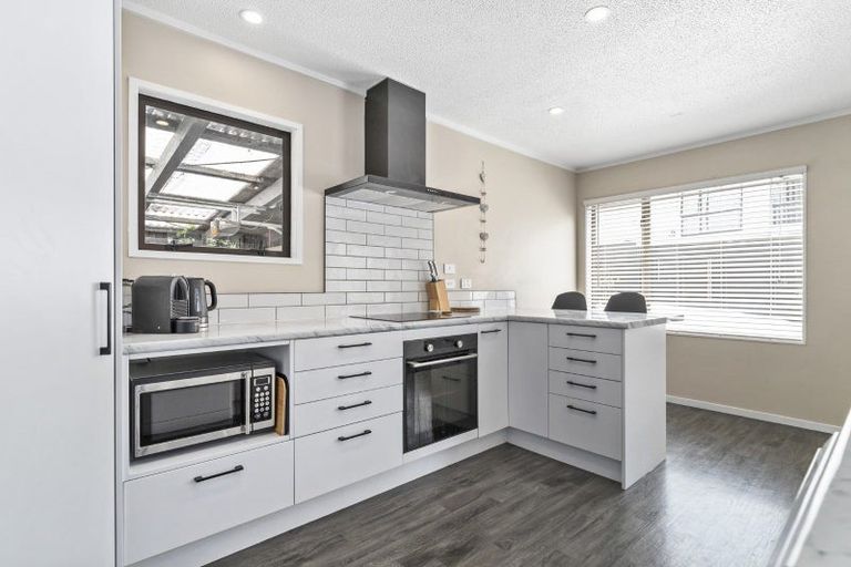 Photo of property in 87 Totara Drive, Pukete, Hamilton, 3200