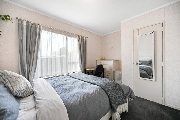 Photo of property in 25 Kentucky Crescent, Nawton, Hamilton, 3200