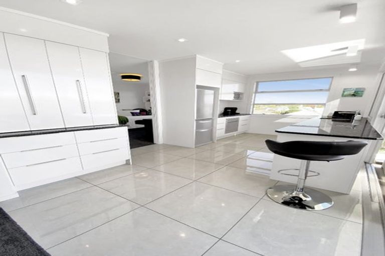Photo of property in 615 Marine Parade, Napier South, Napier, 4110