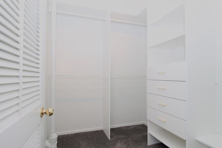 Photo of property in 116 Porritt Avenue, Chatswood, Auckland, 0626