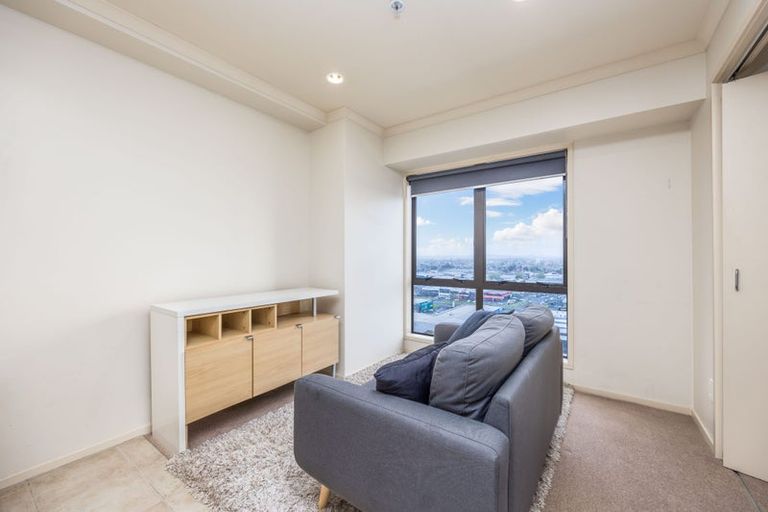 Photo of property in The Rennaissance, 13f/18 Ronwood Avenue, Manukau, Auckland, 2104