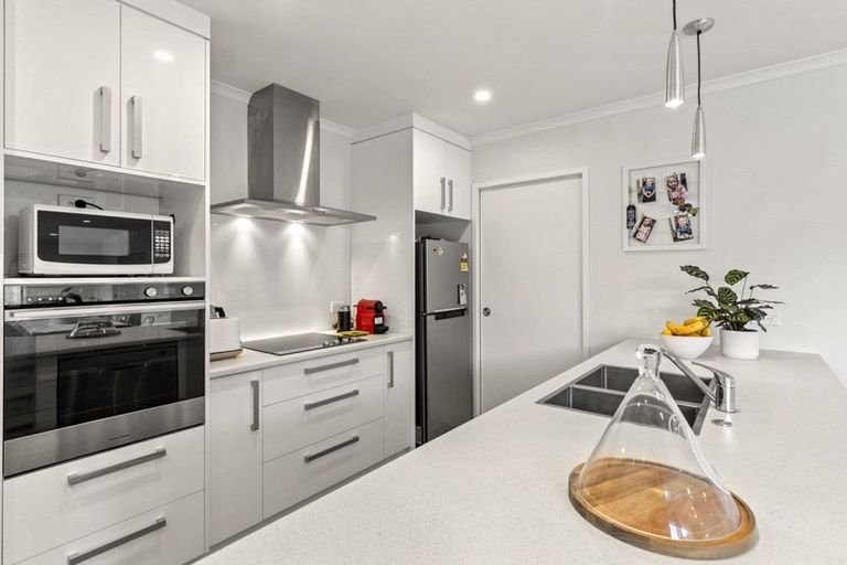 Photo of property in 20 Glennron Lane, Waiuku, 2123