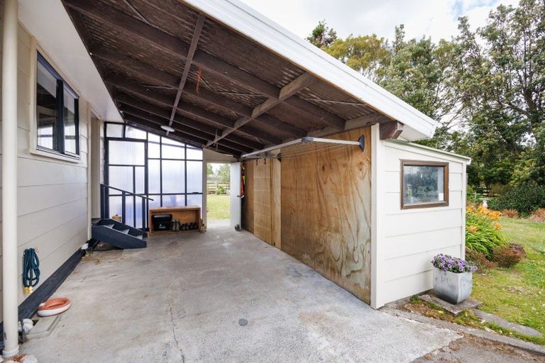 Photo of property in 69 Reid Line East, Aorangi, Feilding, 4775