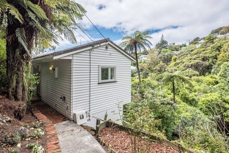 Photo of property in 20 Mairangi Road, Wadestown, Wellington, 6012