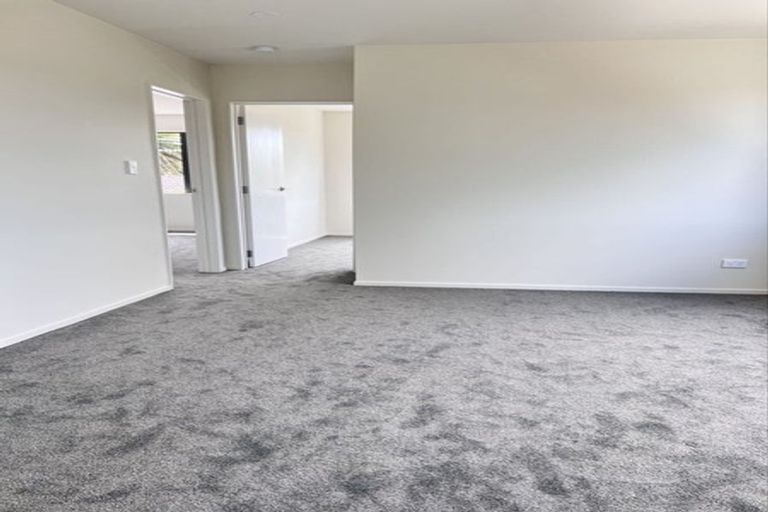 Photo of property in 23a Studfall Street, Pakuranga Heights, Auckland, 2010