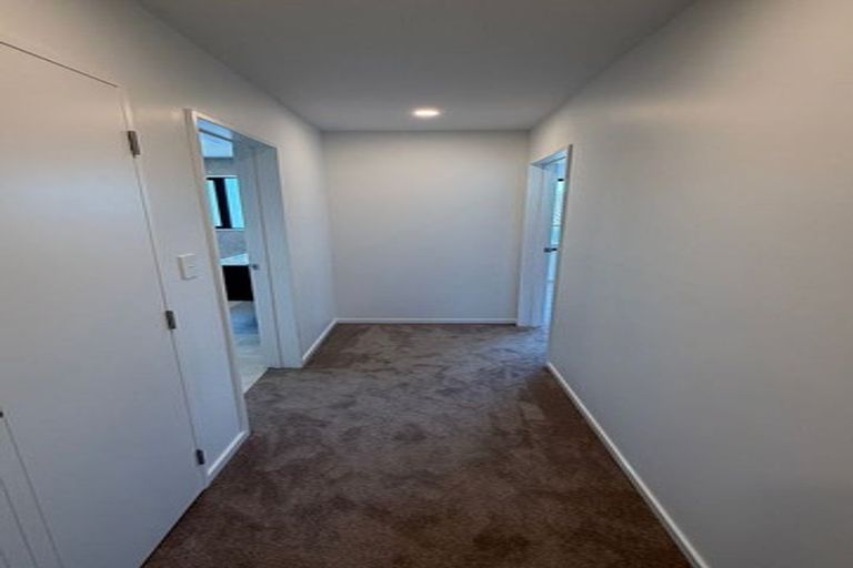 Photo of property in 9/299 Te Taruna Drive, Wainui, 0932