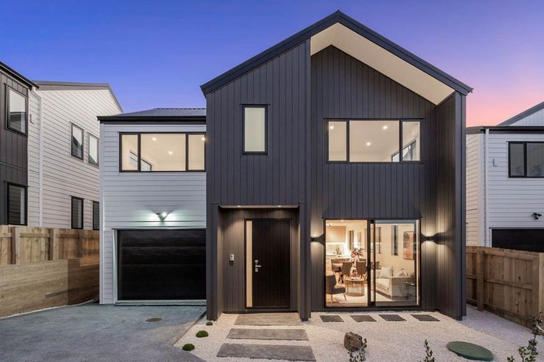 Photo of property in 6c Raeben Avenue, Hillcrest, Auckland, 0627