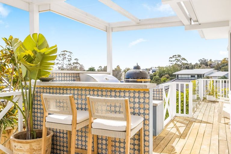 Photo of property in 7 Odlin Lane, Red Beach, 0932