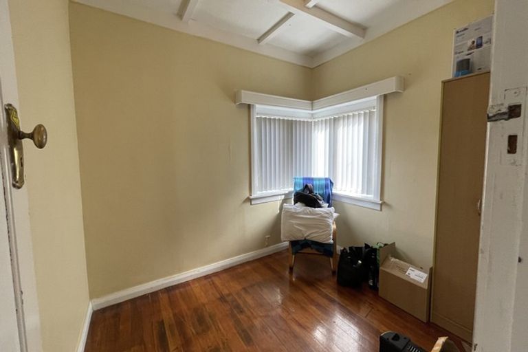 Photo of property in 324 Mount Albert Road, Mount Roskill, Auckland, 1041