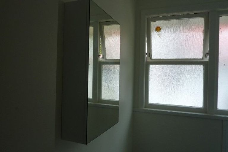 Photo of property in 1 Marama Street, Frankton, Hamilton, 3204