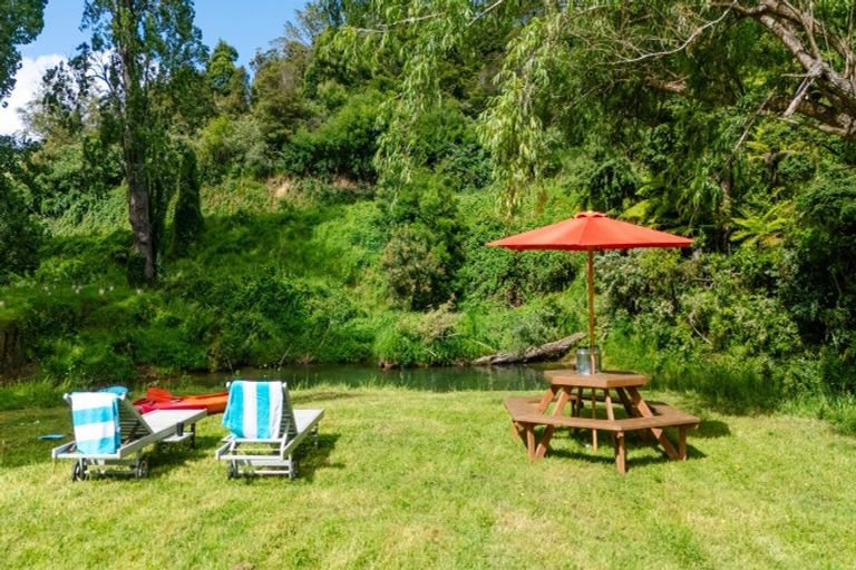 Photo of property in 48 Doel Road, Kawakawa, 0282