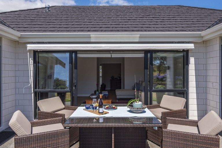 Photo of property in 176 Milne Drive, Paraparaumu, 5032