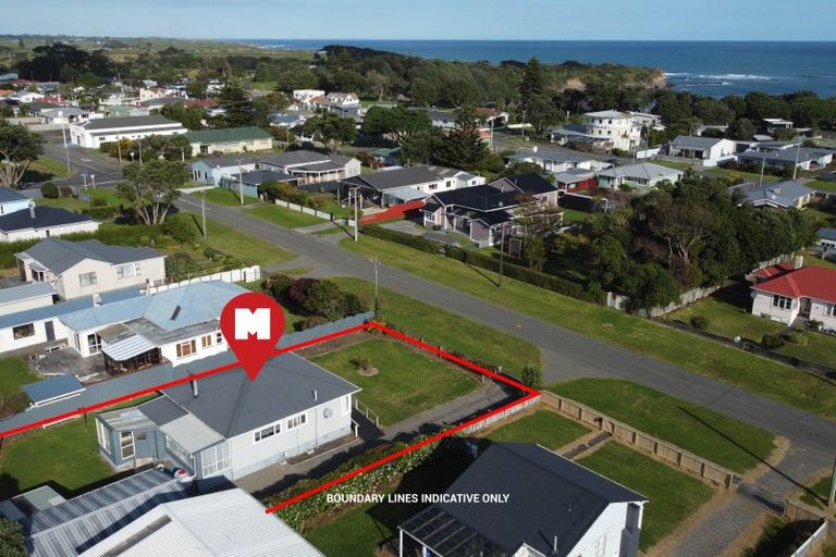 Photo of property in 55 Domett Street, Opunake, 4616