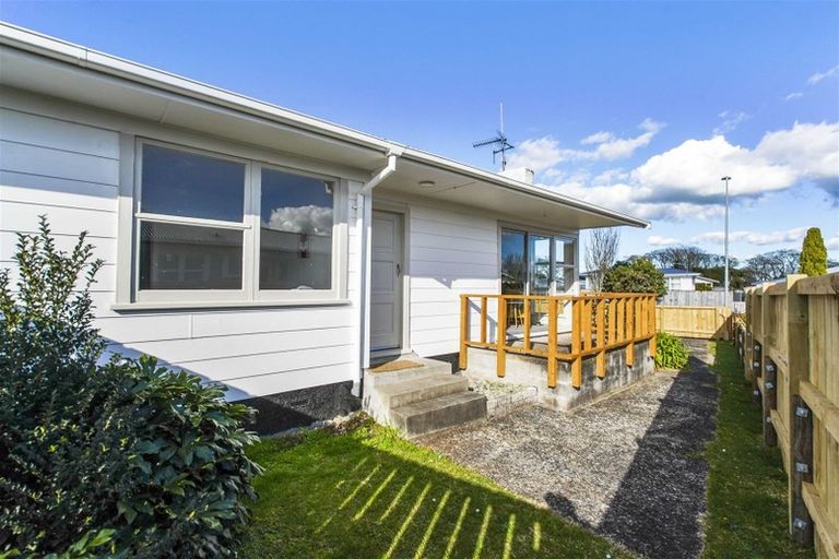 Photo of property in 5 Katherine Place, Melville, Hamilton, 3206