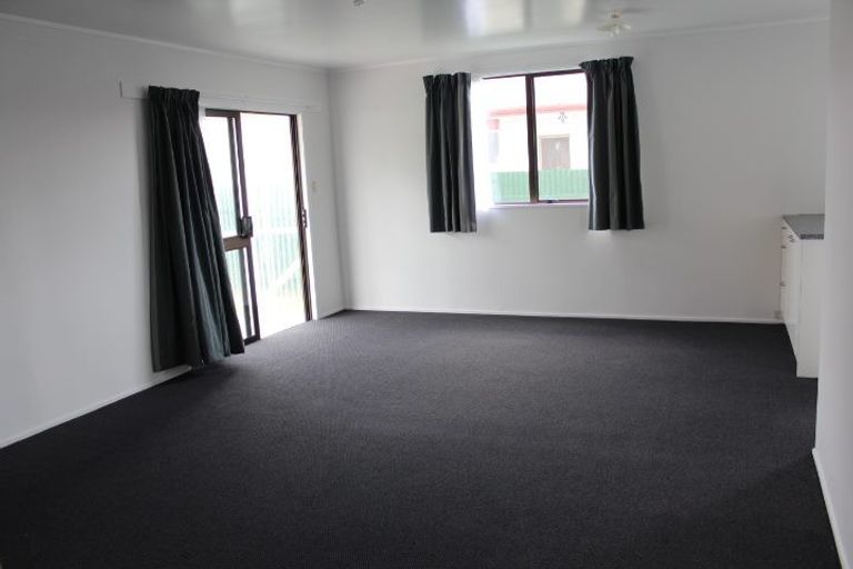 Photo of property in 76g Bandon Street, Frankton, Hamilton, 3204