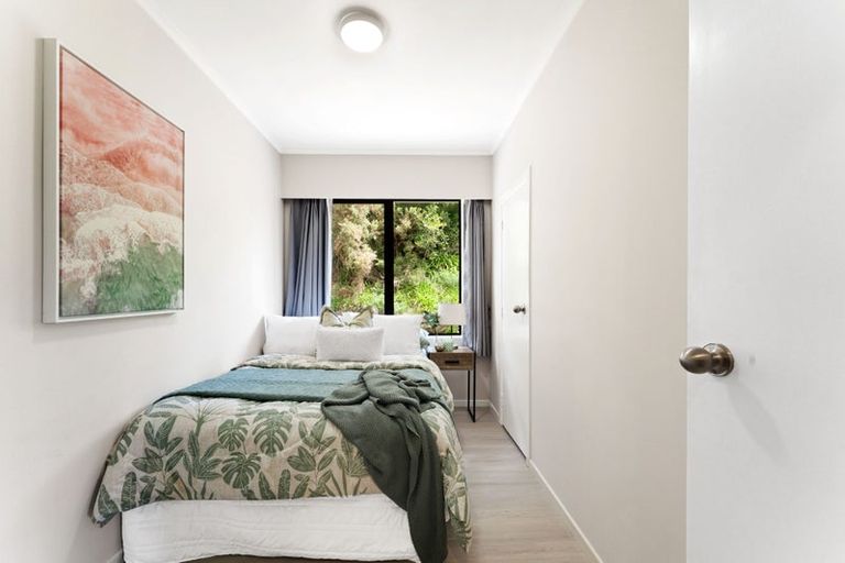 Photo of property in 57 Masons Road, East Tamaki Heights, Auckland, 2016