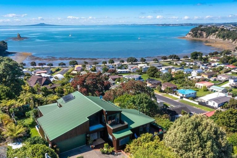 Photo of property in 1083 Whangaparaoa Road, Tindalls Beach, Whangaparaoa, 0930