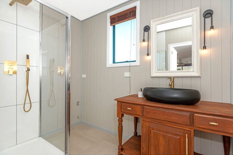 Photo of property in 8 Waverley Street, Elgin, Gisborne, 4010