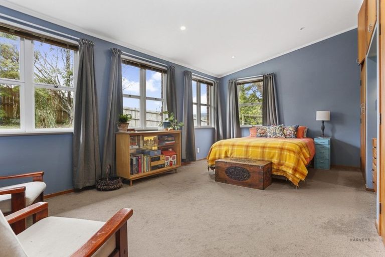 Photo of property in 264 Glengarry Road, Glen Eden, Auckland, 0602