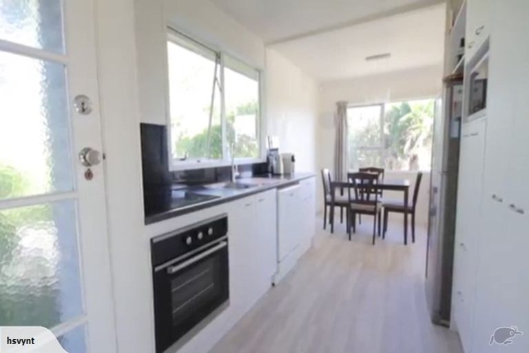 Photo of property in 12 Devonshire Road, Unsworth Heights, Auckland, 0632