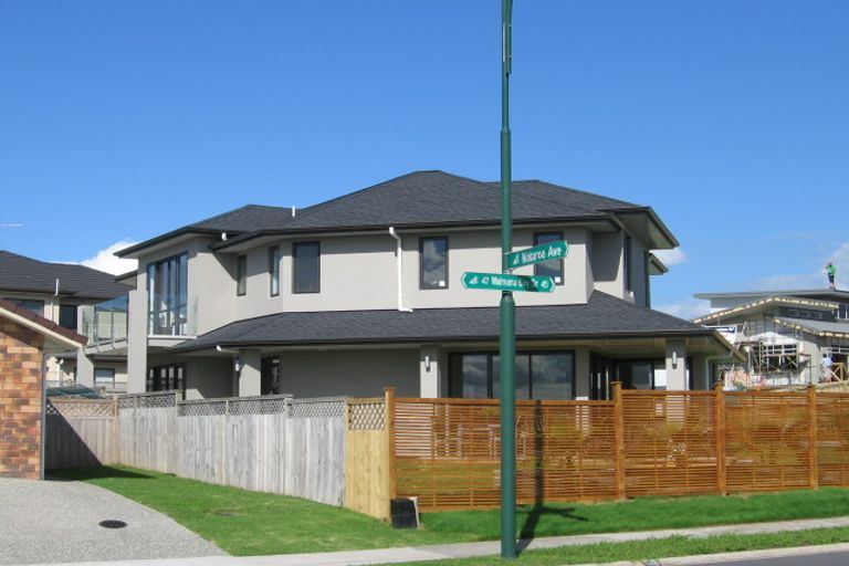 Photo of property in 2 Matau Rise, Te Atatu Peninsula, Auckland, 0610