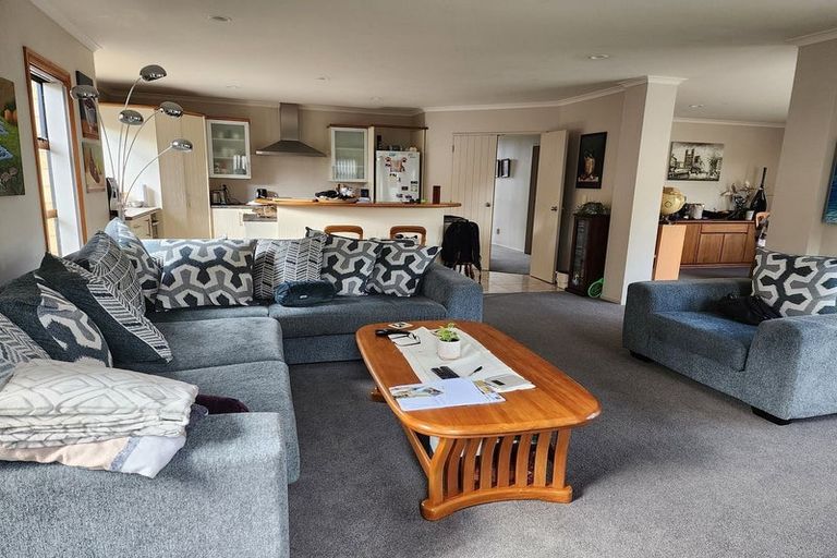 Photo of property in 14a Baverstock Road, Flat Bush, Auckland, 2016