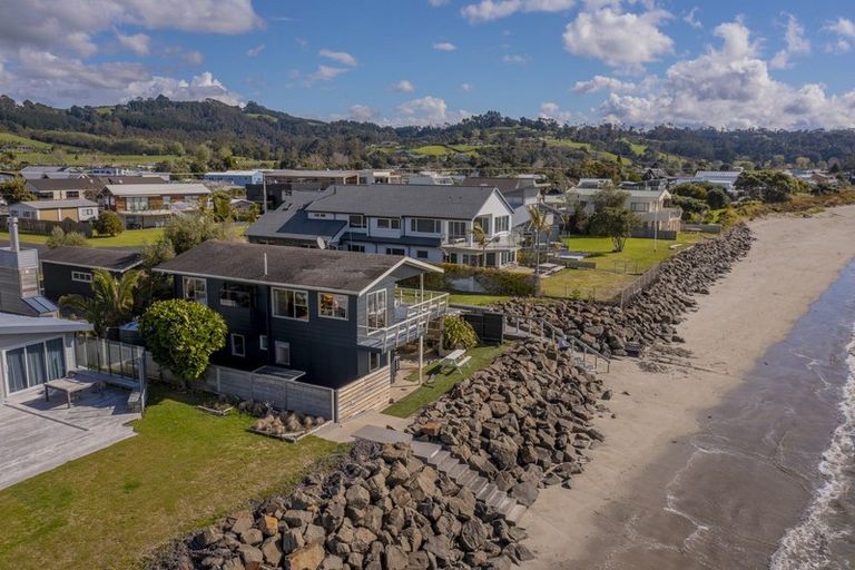 Photo of property in 133 Captain Cook Road, Cooks Beach, Whitianga, 3591