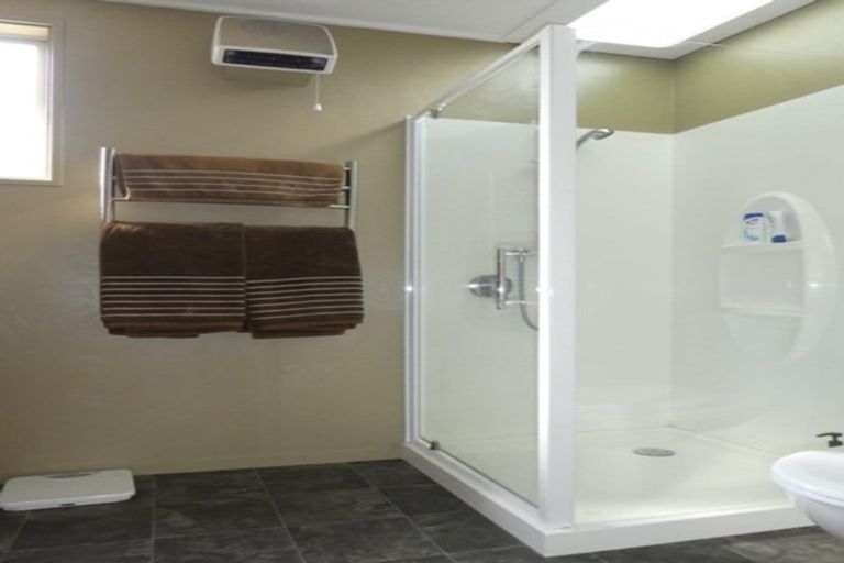 Photo of property in 52 Bligh Street, Te Anau, 9600