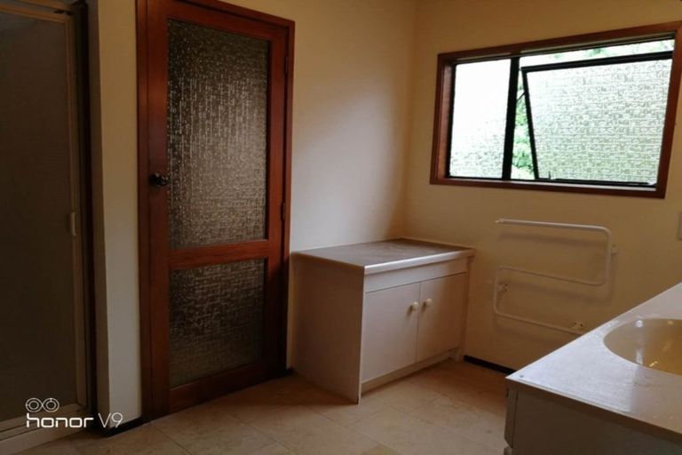 Photo of property in 58 Marywil Crescent, Hillcrest, Auckland, 0627