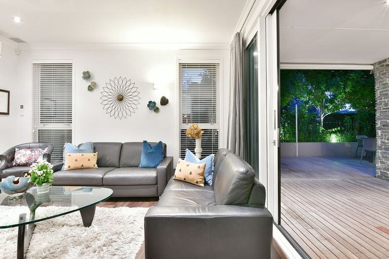 Photo of property in 76a Ladies Mile, Manly, Whangaparaoa, 0930
