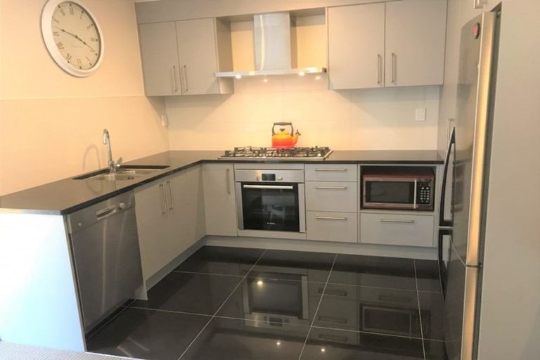 Photo of property in 42/5 Perekia Street, Albany, Auckland, 0632