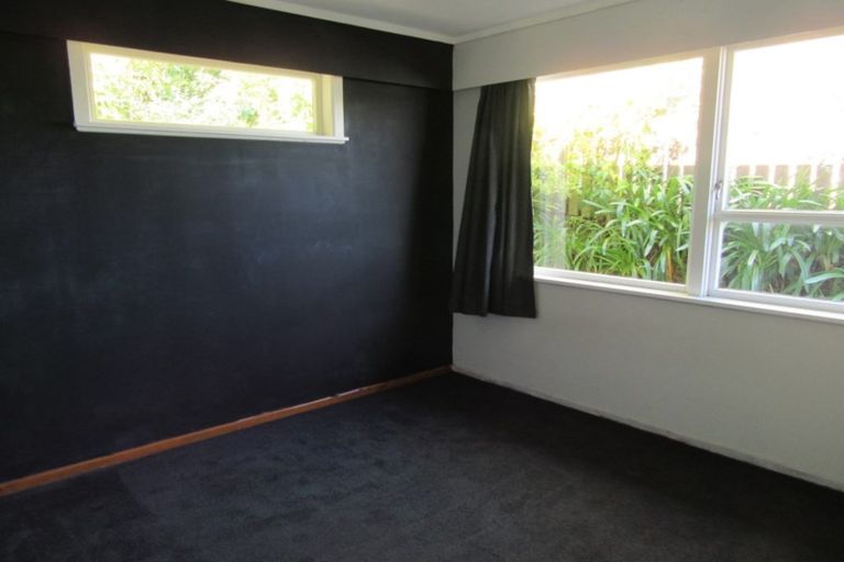 Photo of property in 10 Waipounamu Drive, Kelson, Lower Hutt, 5010