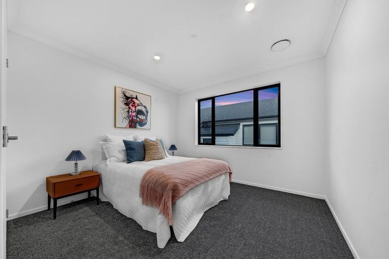 Photo of property in 34 Emerald Avenue, Rosehill, Papakura, 2113
