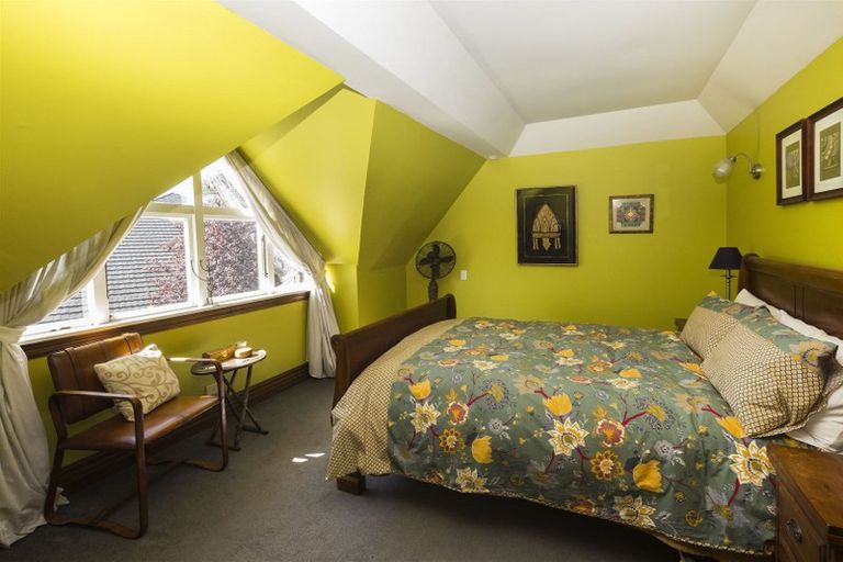 Photo of property in 22 Glandovey Road, Fendalton, Christchurch, 8052