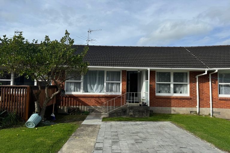 Photo of property in 3/13 Creamer Avenue, Belmont, Auckland, 0622