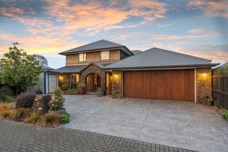 Photo of property in 14 Parade Court, Addington, Christchurch, 8024