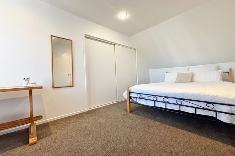 Photo of property in 1a Kipax Place, Riccarton, Christchurch, 8011