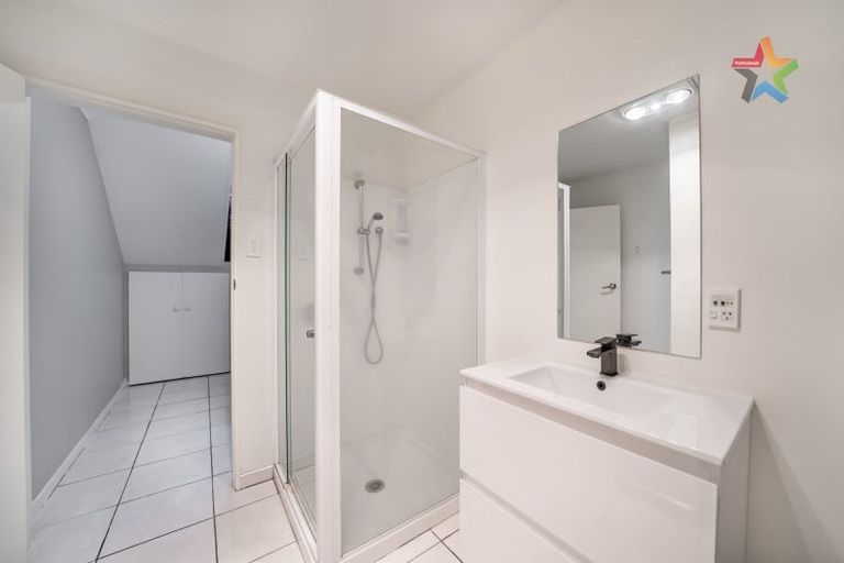 Photo of property in 28 Gurney Road, Kelson, Lower Hutt, 5010