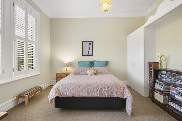 Photo of property in 34 Eglinton Road, The Glen, Dunedin, 9011