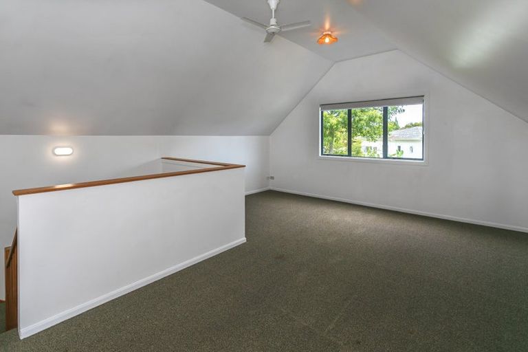 Photo of property in 27 Taurua Place, Coromandel, 3506